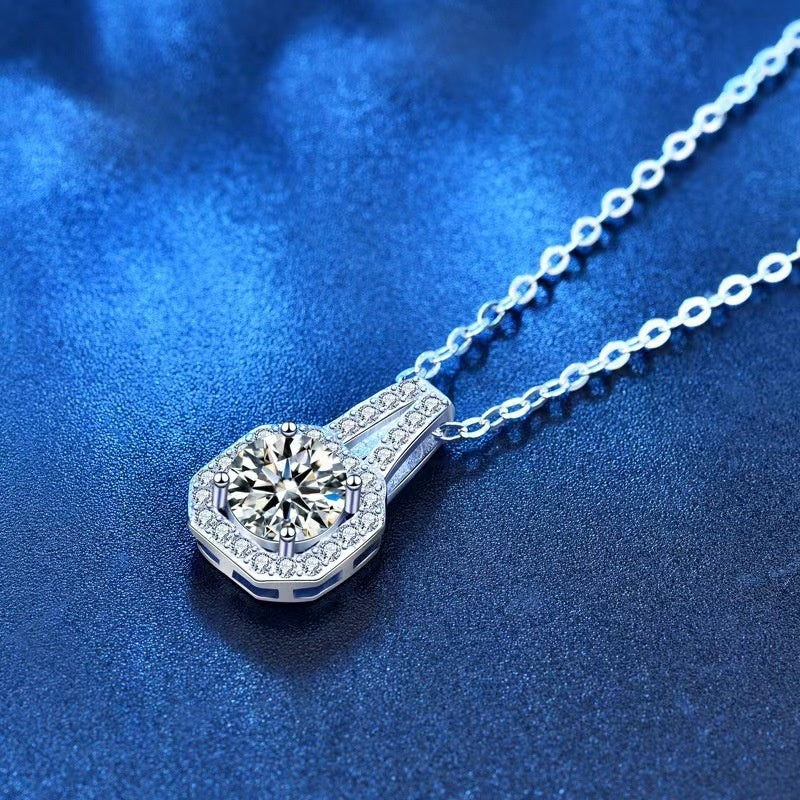 "Precious Diamond" - Moissanite S925 Sterling Silver Necklace