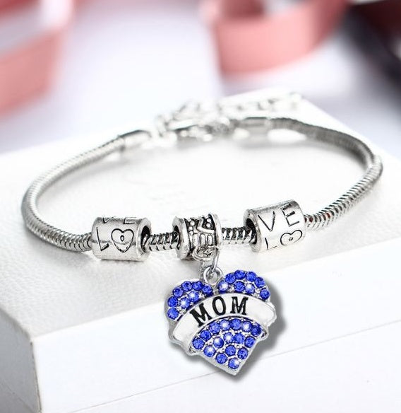 "Grandma/Mom" - Charm Bracelet
