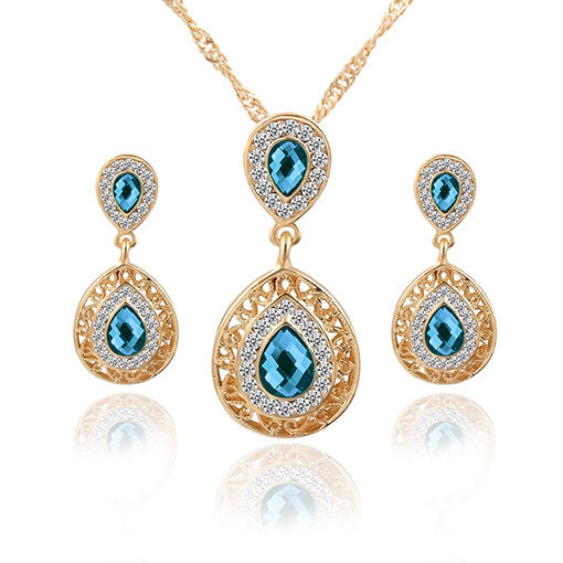 "Elegant Life" - Earrings and Necklace Set