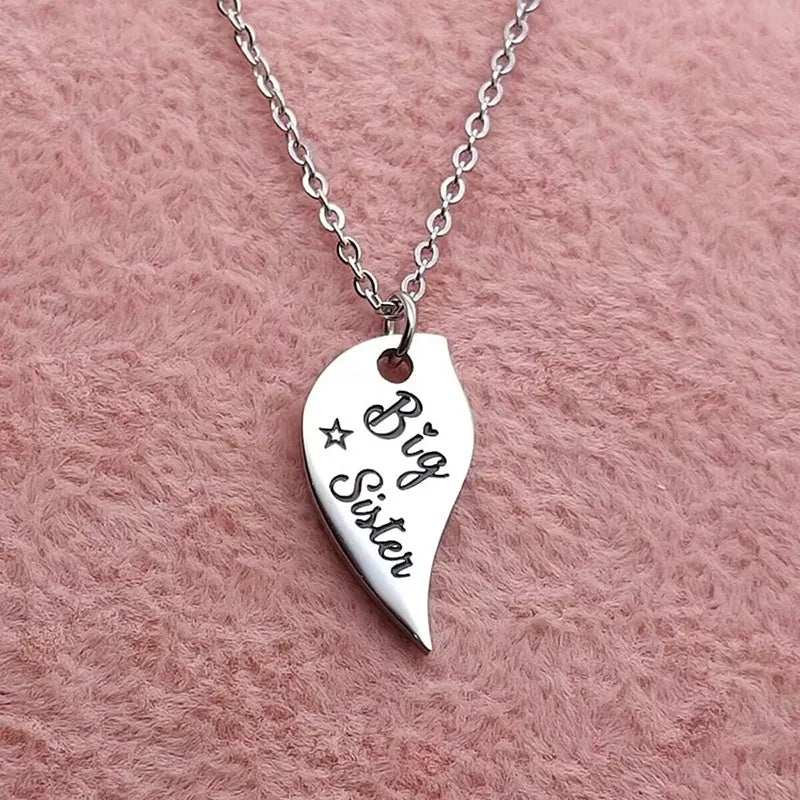 "Mom & Sisters" - 3 PCS Heart-shaped Stainless Steel Necklaces