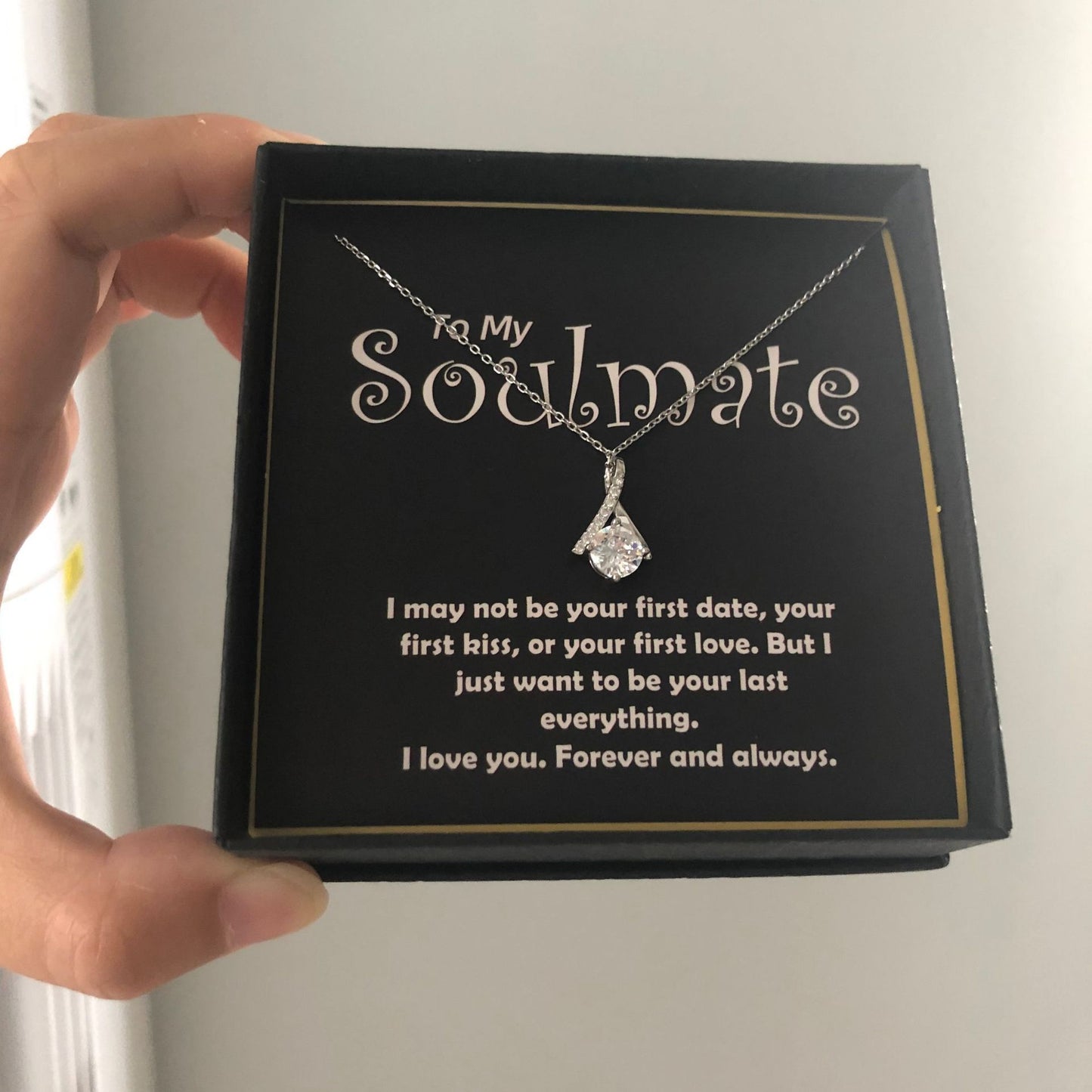 "Soulmate" - Classic Pendant Necklace