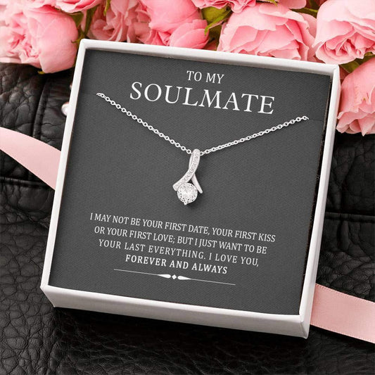 "Soulmate" - Classic Pendant Necklace
