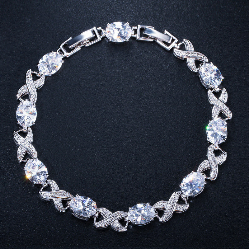 "Hugs and Kisses" - Zircon Bracelet