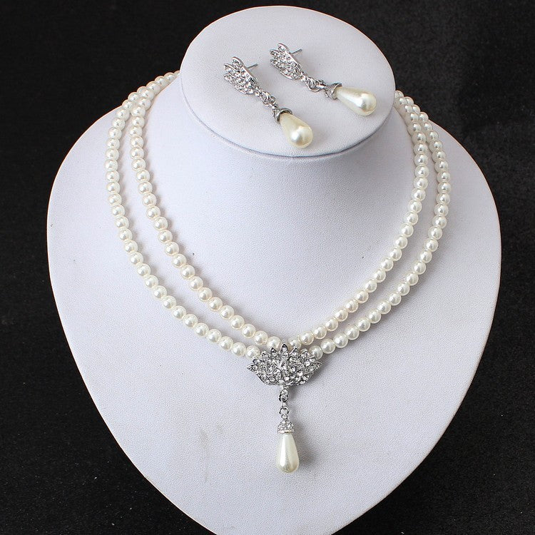 "Darling Pearl" -  Crystal and Pear Necklace Set
