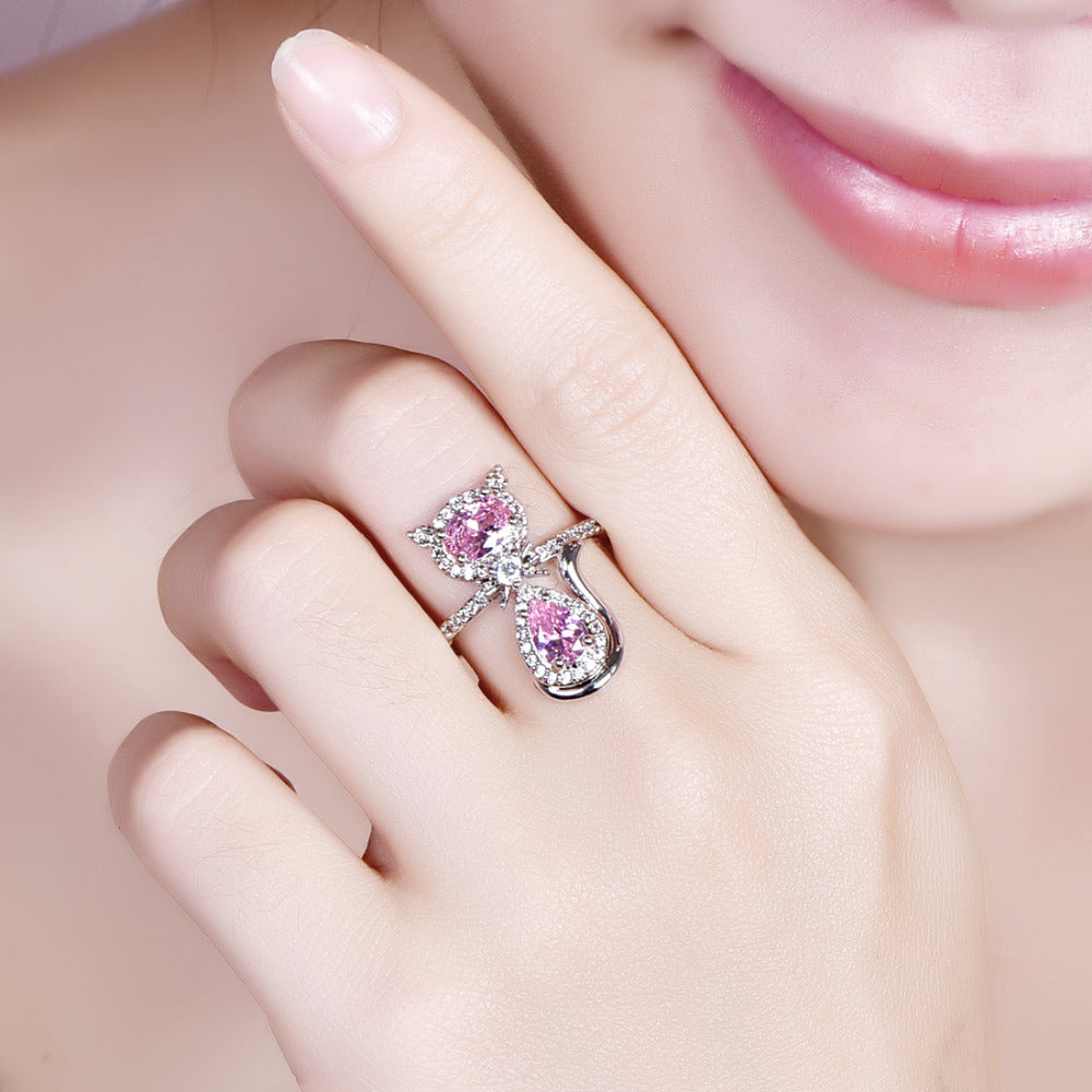 Dazzling Zircon Cat Ring