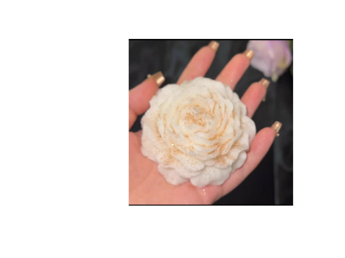 "A Rose of Love" - Flower Fragrance Candle