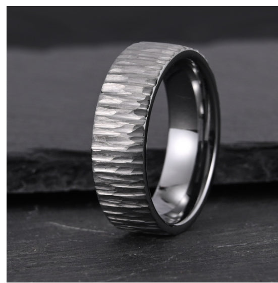 Natural Flat Hammer Pattern Ring