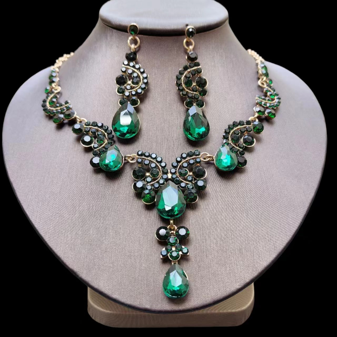 "Glamour Nights" - Zircon Necklace and Earrings Set