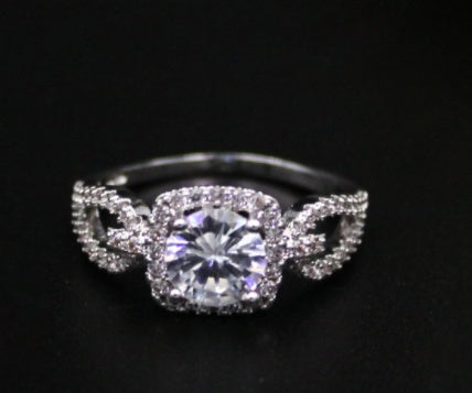 Alloy Silver-plated Simulated Diamond Encrusted Ring