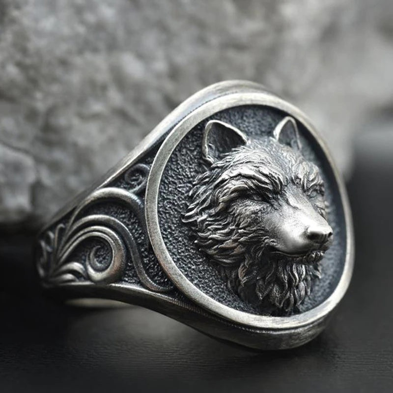Classic Wolf Head Ring