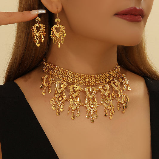 "Golden Glamour" - Retro Heart-shaped Necklace and Earrings