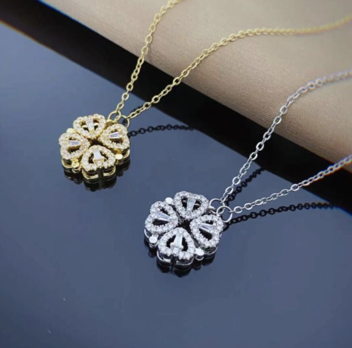 Retro Magnetic Folding Heart-shaped Four Leaf Clover Pendant Necklace Choker