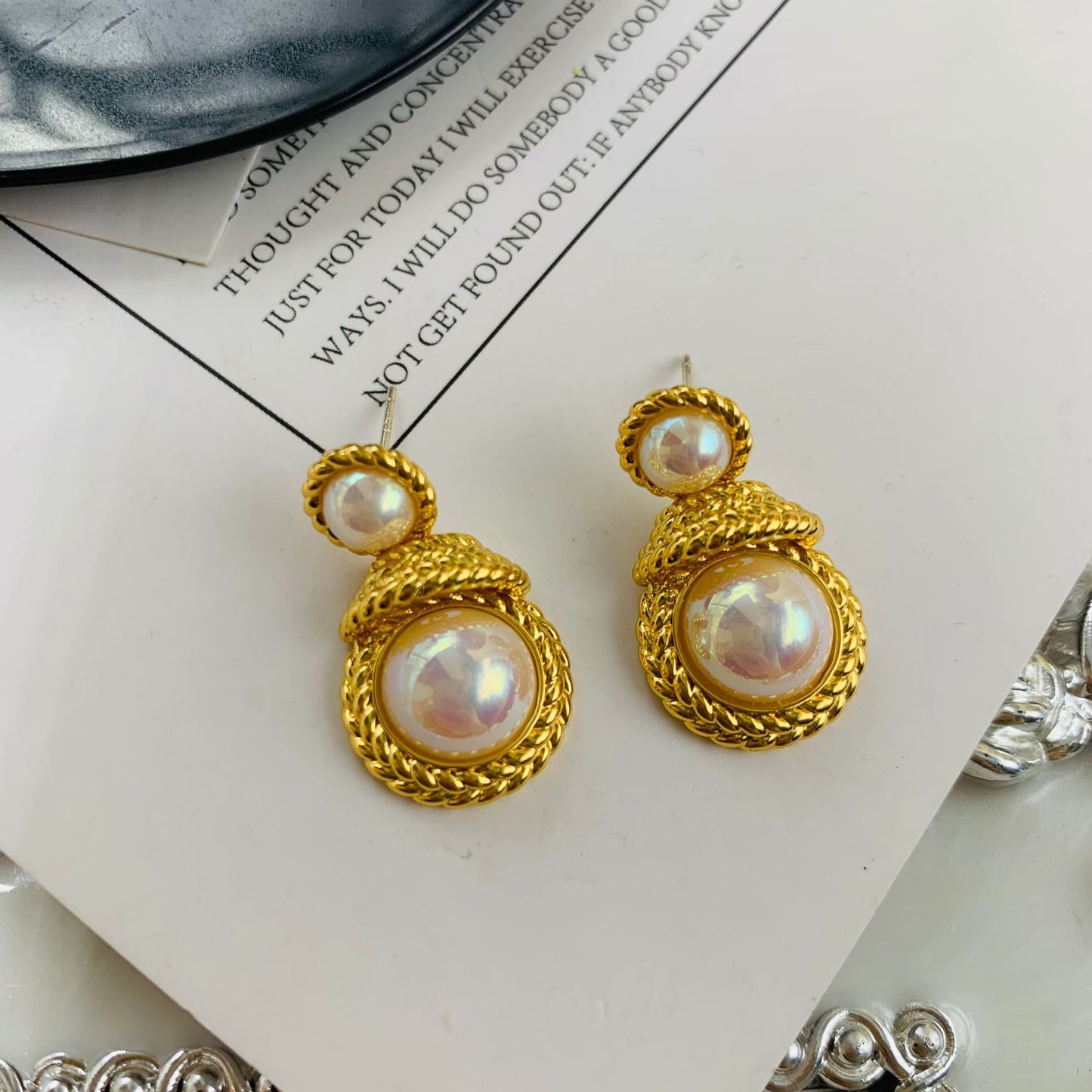 "Ms. CEO" - Vintage Shell Gold Earrings